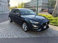 Używany Seat Leon FR 150 KM (110 kW) 2022 Szary Sedan/Limuzyna