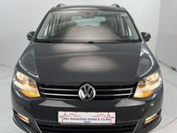 Gebraucht VW Sharan Comfortline 150 PS (110 kW) 2017 Grau Van / Kleinbus