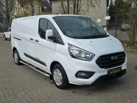 Gebraucht Ford 300 131 PS (96 kW) 2021 Weiß Van / Kleinbus