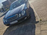Gebraucht Mercedes E200 136 PS (100 kW) 2003 Grau Limousine
