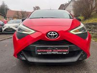 Gebraucht Toyota Aygo 72 PS (52 kW) 2018 Rot Kleinwagen