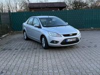 Gebraucht Ford Focus Ghia 145 PS (106 kW) 2009 Grau Limousine