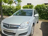 Gebraucht Opel Astra Edition 116 PS (85 kW) 2008 Beige Limousine