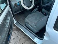 Gebraucht Renault Twingo 58 PS (42 kW) 2006 Weiß Kleinwagen