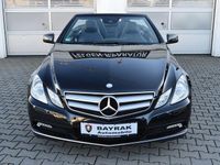 Gebraucht Mercedes E250 Avantgarde 204 PS (150 kW) 2011 Obsidianschwarz  metalliclack Cabrio