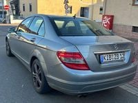 Gebraucht Mercedes C180 156 PS (114 kW) 2010 Silber Limousine