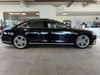 Gebraucht Audi S8 571 PS (419 kW) 2021 Individuallackierungen a... Limousine