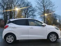 Gebraucht Hyundai i10 Trend 67 PS (49 kW) 2021 Weiß Kleinwagen