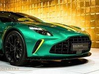 Neu Aston Martin V8 665 PS (489 kW) 2025 Podium green Coupé