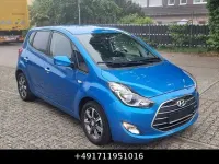 Gebraucht Hyundai ix20 Passion 90 PS (66 kW) 2017 Blau Kleinwagen