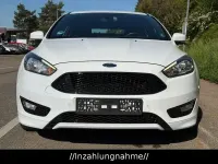 Gebraucht Ford Focus ST-Line 125 PS (91 kW) 2018 Weiß Limousine