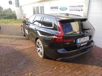 Gebraucht Volvo V60 Core 163 PS (119 kW) 2024 Schwarz Kombi