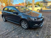 Gebraucht VW Polo Allstar 90 PS (66 kW) 2016 Grau Limousine