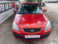 Gebraucht Kia Rio Basis 97 PS (71 kW) 2005 Tropenrot met. Kleinwagen