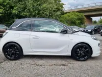 Gebraucht Opel Adam Unlimited 116 PS (85 kW) 2017 Schneeweiss/olympic/summit whi Kleinwagen