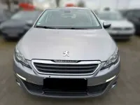 Gebraucht Peugeot 308 Active 125 PS (91 kW) 2014 Silber Limousine