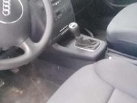 Gebraucht Audi A3 Attraction 102 PS (75 kW) 2002 Silber Limousine