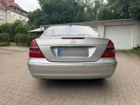 Gebraucht Mercedes E500 Elegance 306 PS (225 kW) 2004 Silber Limousine
