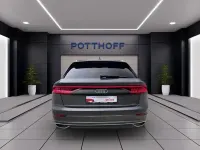 Gebraucht Audi Q8 S-Line 286 PS (210 kW) 2023 Samuraigrau metallic SUV