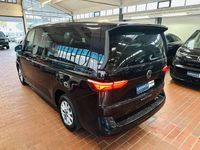 Gebraucht VW Multivan Life 150 PS (110 kW) 2024 Schwarz Van
