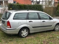 Gebraucht Ford Focus 90 PS (66 kW) 2003 Silber Kombi