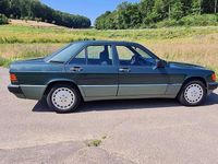 Gebraucht Mercedes 190 122 PS (89 kW) 1989 Grün Limousine