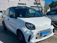 Usata Smart ForFour Electric Drive 60 kW (82 CV) 2021 Bianco Utilitaria