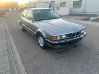 Gebraucht BMW 730 188 PS (138 kW) 1987 Silber Limousine