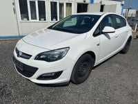 Usata Opel Astra Selection 116 CV (85 kW) 2014 Bianco Utilitaria