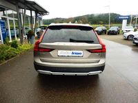 Gebraucht Volvo V90 CC Pro 197 PS (144 kW) 2020 Pebble grey / metallic Kombi