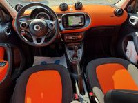 Gebraucht Smart ForFour Passion 71 PS (52 kW) 2015 Schwarz Kleinwagen