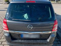 Gebraucht Opel Zafira 140 PS (102 kW) 2012 Grau Van / Kleinbus