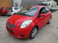 Gebraucht Toyota Yaris 87 PS (63 kW) 2006 Rot Limousine