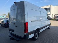 Gebraucht Mercedes Sprinter 170 PS (125 kW) 2024 Weiß Van