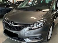 Gebraucht Opel Zafira Tourer Selection 140 PS (102 kW) 2017 Grau Van / Kleinbus