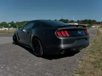 Gebraucht Ford Mustang GT Fastback 508 PS (373 kW) 2016 Brushed black metallic Coupé