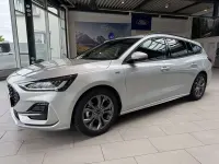Gebraucht Ford Focus ST-Line X 155 PS (114 kW) 2025 Polarsilber Kombi