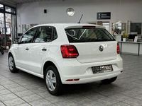 Gebraucht VW Polo Trendline 60 PS (44 kW) 2017 Pure white Limousine