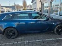 Gebraucht Opel Insignia Edition 131 PS (96 kW) 2012 Blau Kombi