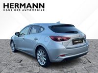 Gebraucht Mazda 3 Sports-Line 120 PS (88 kW) 2017 Diamantsilber metallic (silber Limousine