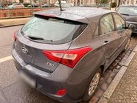 Gebraucht Hyundai i30 136 PS (100 kW) 2016 Grau Limousine