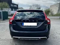 Gebraucht Volvo V60 CC Plus 150 PS (110 kW) 2017 Grau Kombi