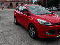 Gebraucht Ford Kuga 180 PS (132 kW) 2015 Rot SUV