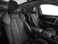 Gebraucht Audi Q6 e-tron Comfort 284 kW (387 PS) 2025 Ascariblau metallic SUV