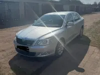 Gebraucht Skoda Octavia 107 PS (78 kW) 2011 Grau Limousine