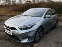 Neu Kia Ceed Style 140 PS (102 kW) 2025 Lunarsilber metallic Kleinwagen