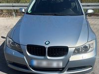 Gebraucht BMW 325 218 PS (160 kW) 2006 Blau Limousine