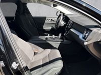 gebraucht Volvo V60 R-Design Expression Recharge Plug-In Hybrid AWD T6