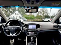 Gebraucht Hyundai Ioniq Premium 105 PS (77 kW) 2019 Polar white / sol Kleinwagen