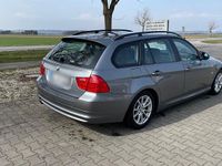 Gebraucht BMW 318 143 PS (105 kW) 2008 Grau Kombi